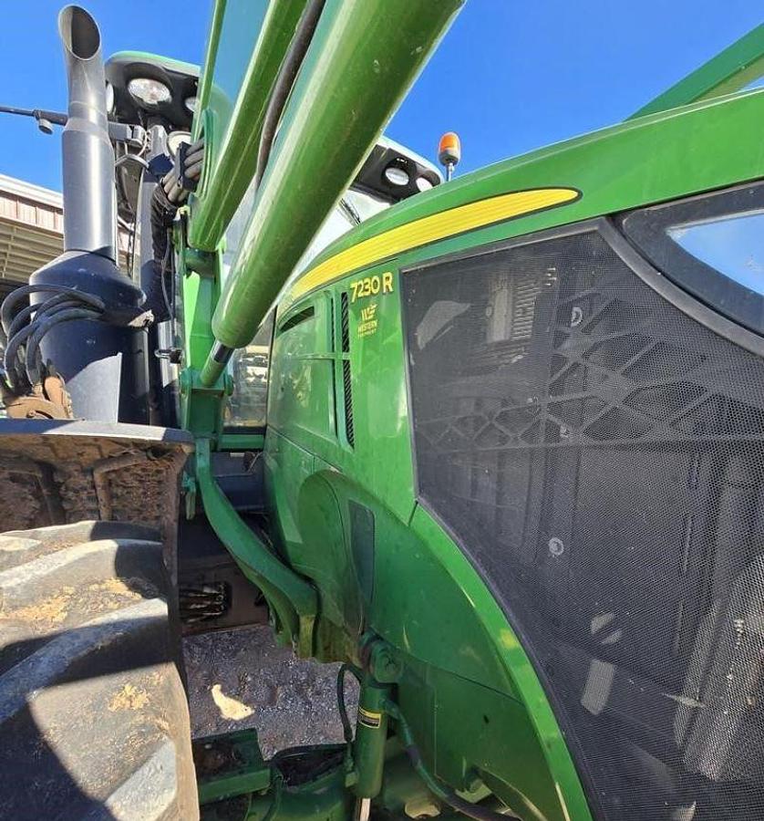Used 2016 JOHN DEERE 7230R