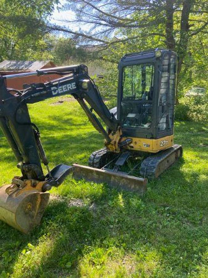 Used 2005 JOHN DEERE 27D