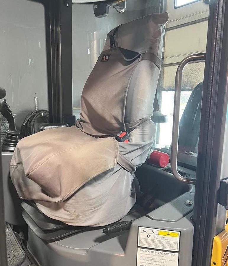 Used 2019 Volvo L30G