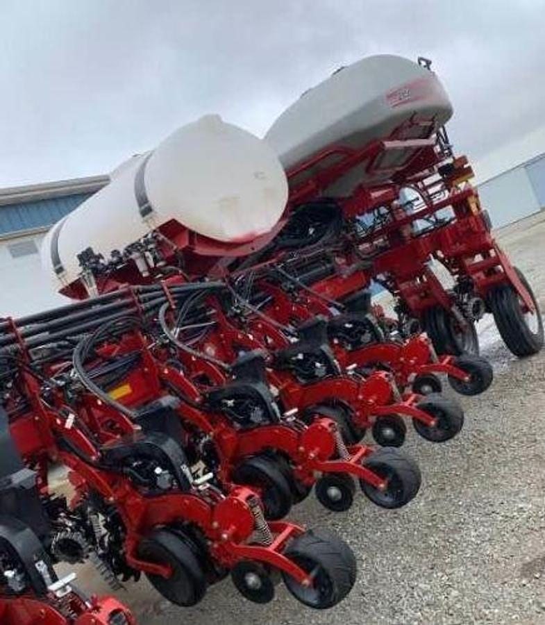 Used 2017 Case IH 2150 Planter
