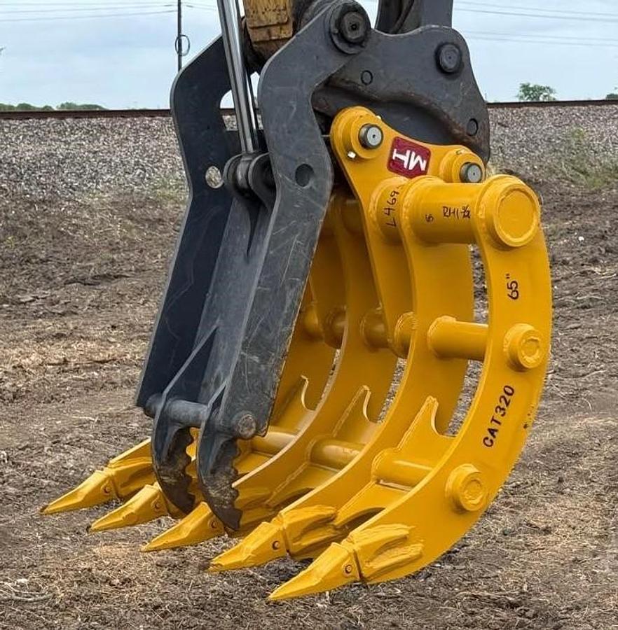 Used 2023 XCMG XE210U