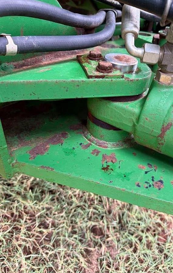 Used 1992 JOHN DEERE 8760 Tractor