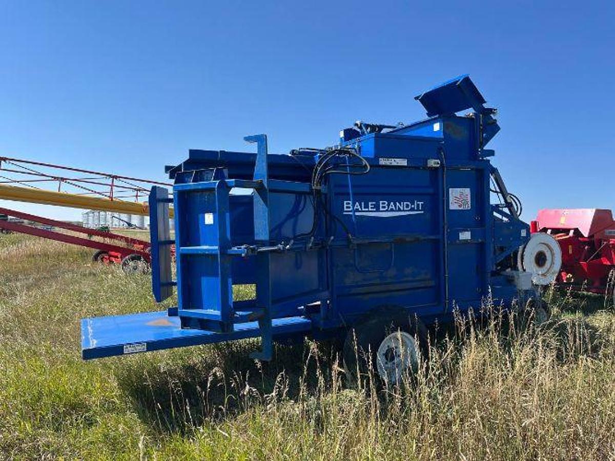 Used 2010 Bale Band-It 100