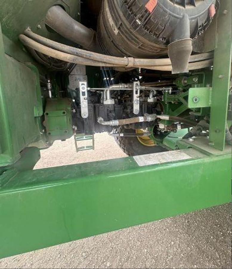 Used 2021 JOHN DEERE W235