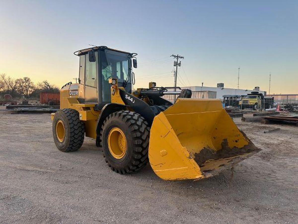 Used 2004 JOHN DEERE 544J