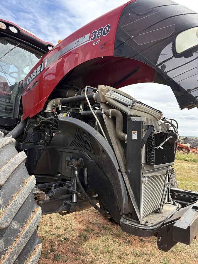 Used 2019 Case Magnum 380 Tractor