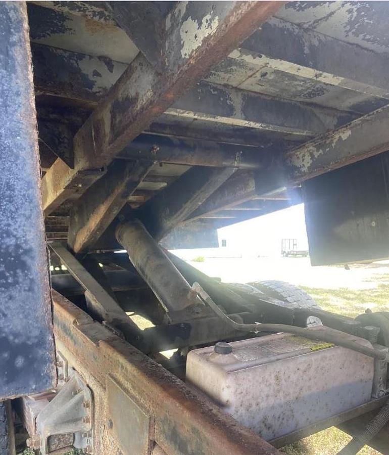 Used 1999 Chevrolet C600