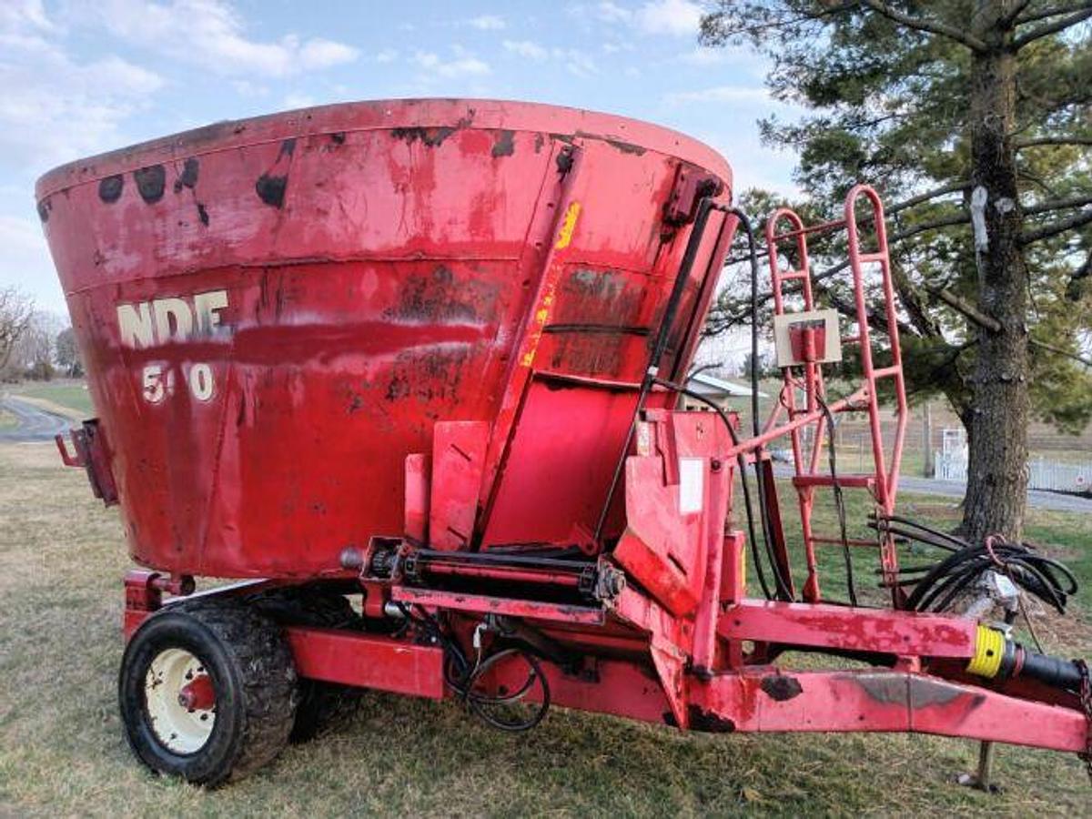 Used Unknown NDE 500 Vertical Mixer