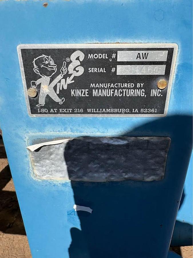 Used Kinze Grain Cart