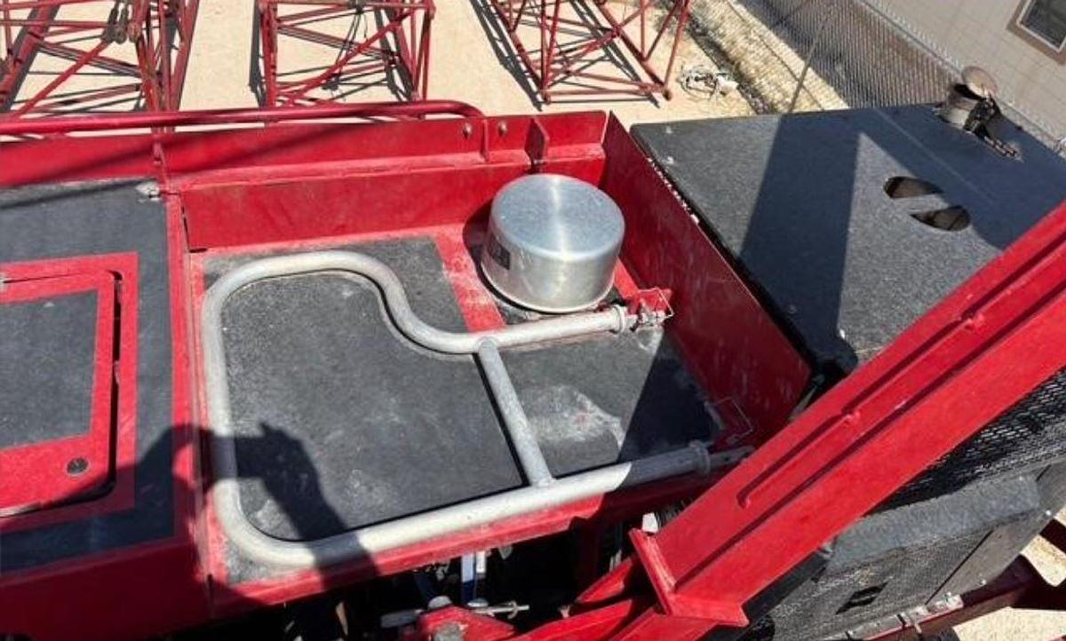 Used 2024 Manitowoc MLC100-1