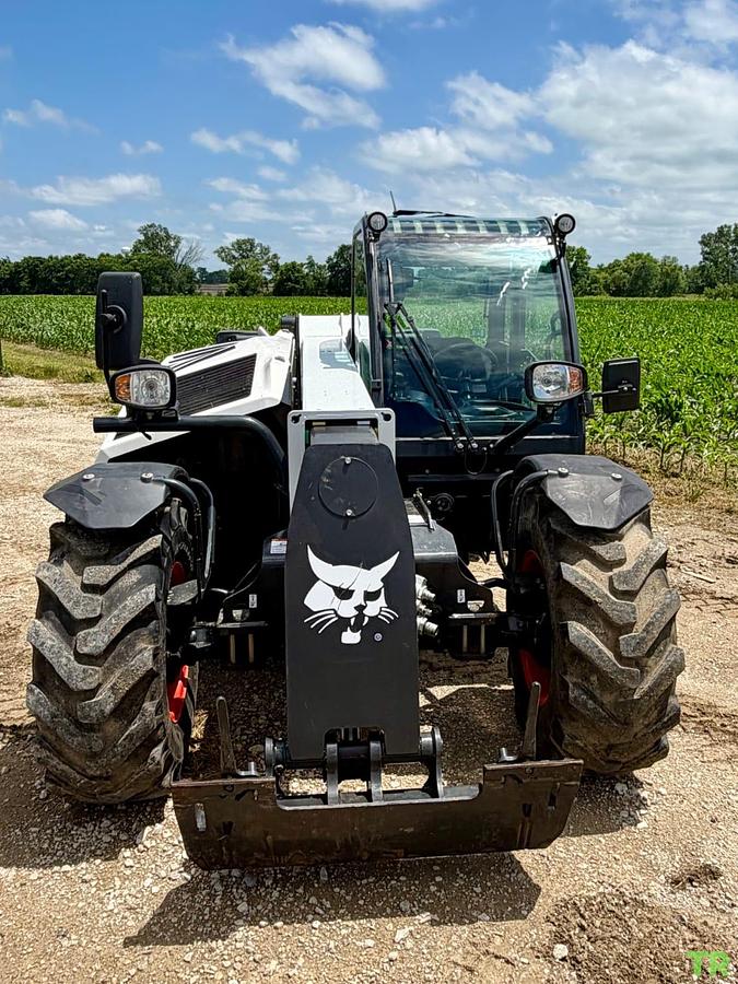 Used 2021 Bobcat V519