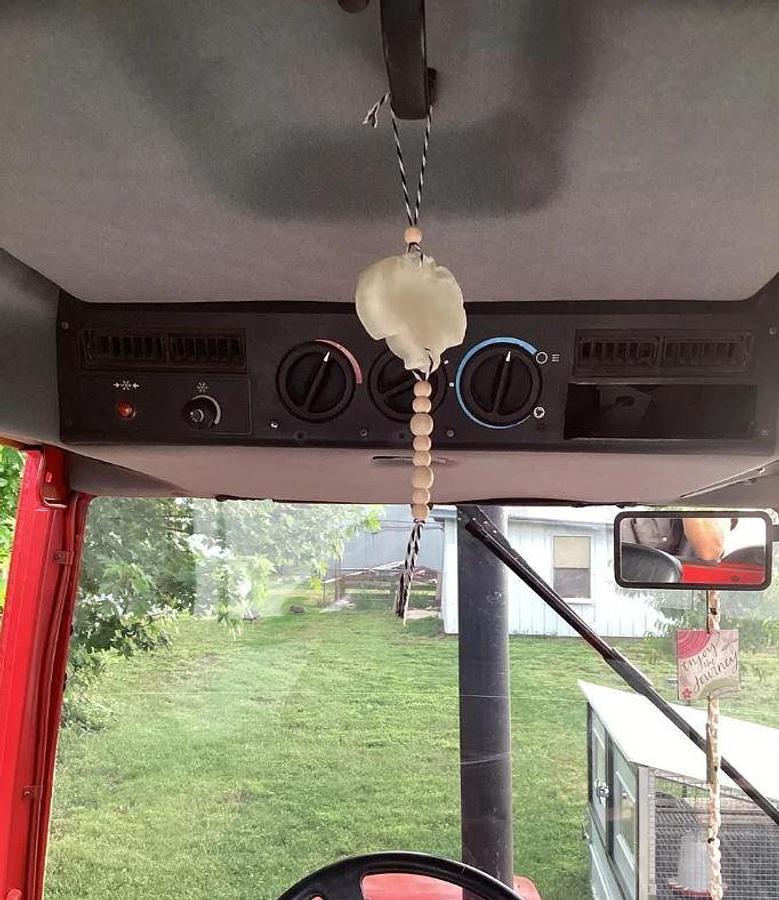 Used 1996 CASE IH 3230 Tractor