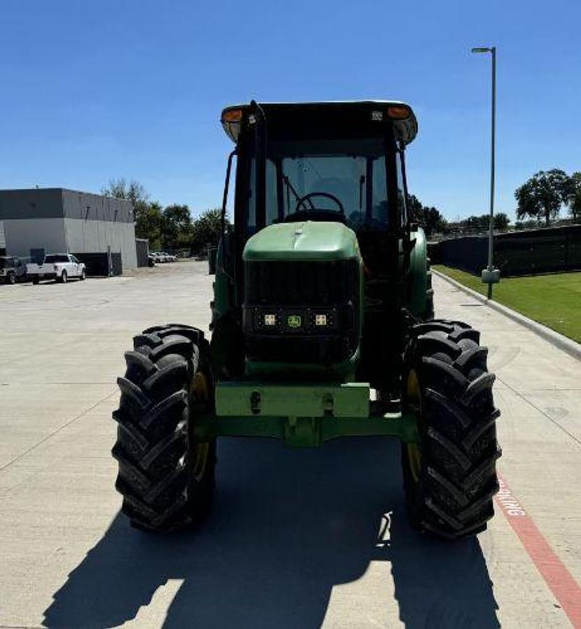 Used 2009 JOHN DEERE 6115D
