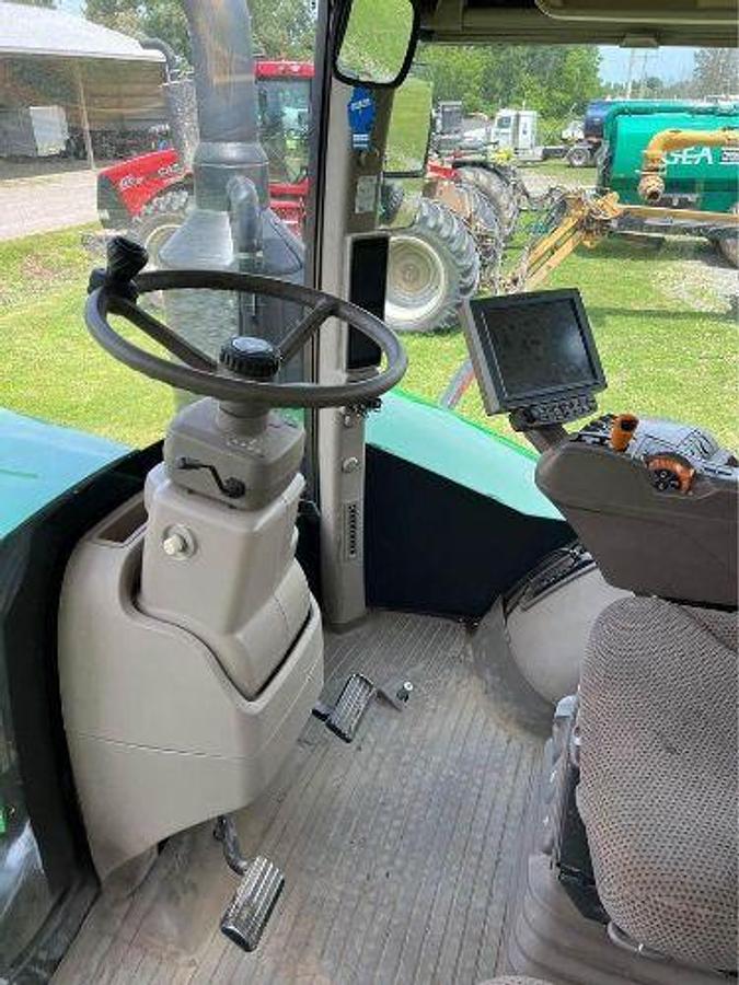 Used 2019 JOHN DEERE 9520R