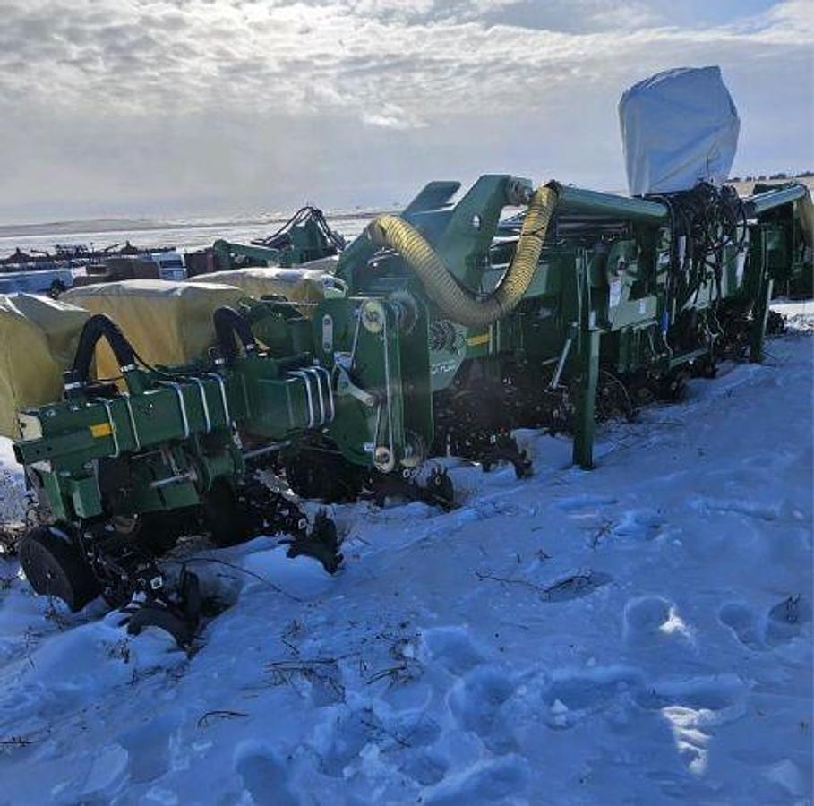 Used 2016 Great Plains 3P3025AH