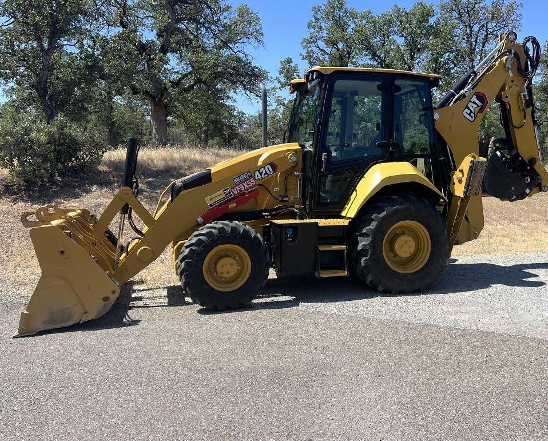 Used 2021 CATERPILLAR 420 Loader Backhoe
