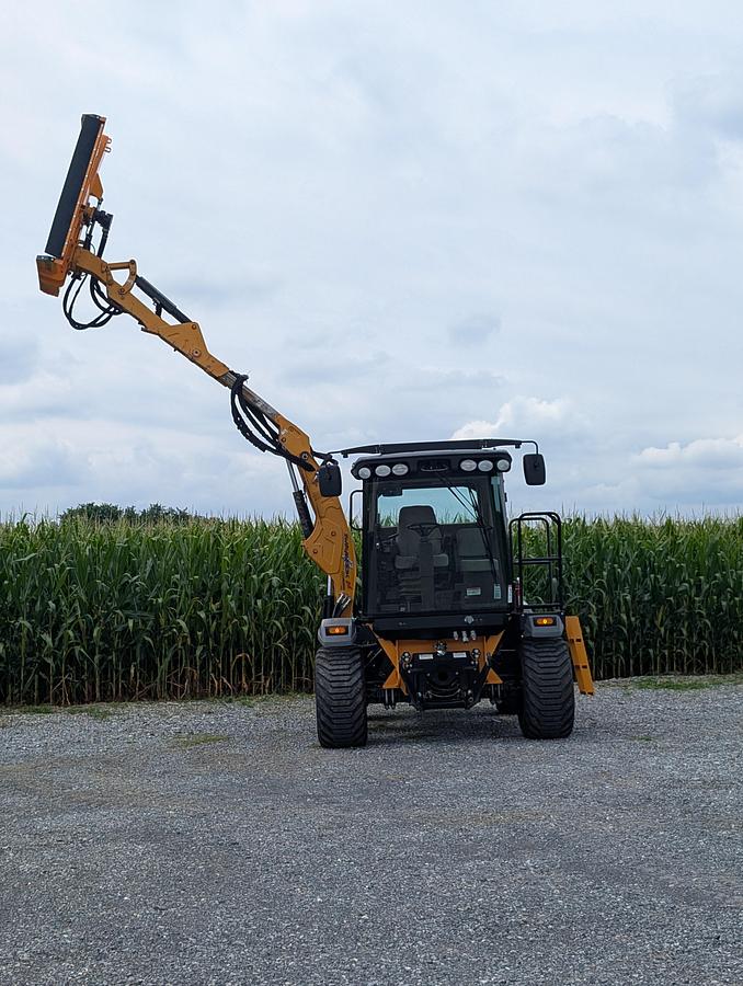 Used 2022 Alamo Mantis 4142