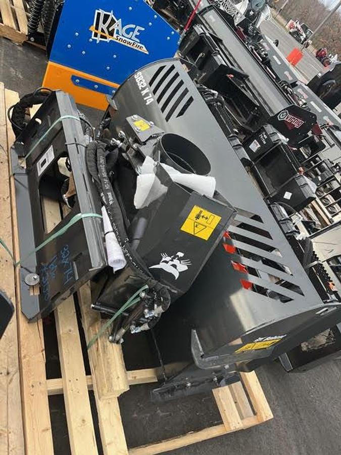 Used 2023 Bobcat Snowblower 32 X 74