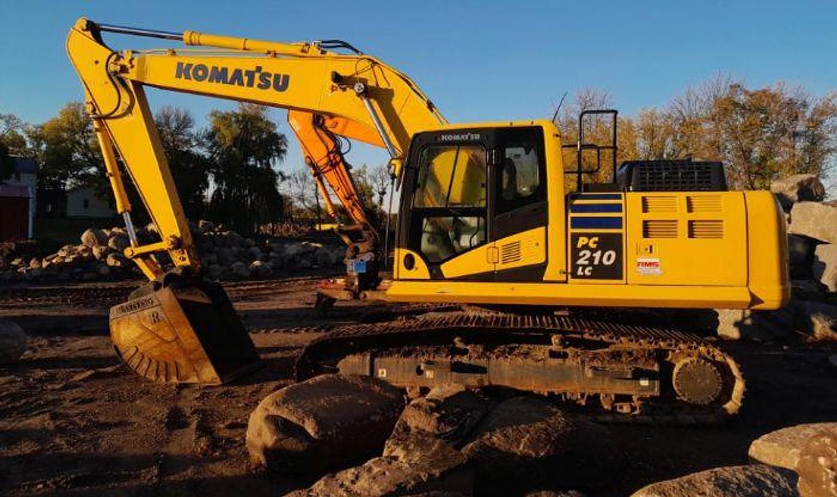 Used 2019 KOMATSU PC210 LC