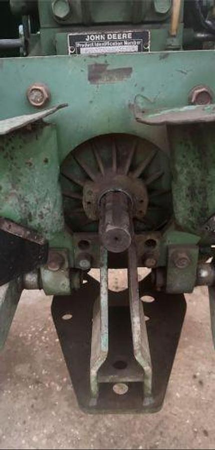 Used 1998 JOHN DEERE 770