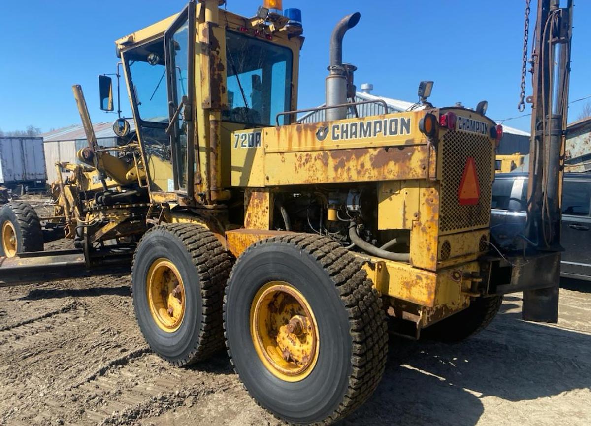 Used 1987 Champion 720A