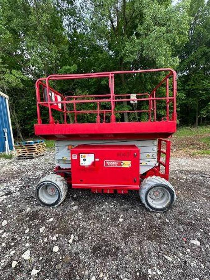 Used 2008 MEC 3772 ES Scissor Lift
