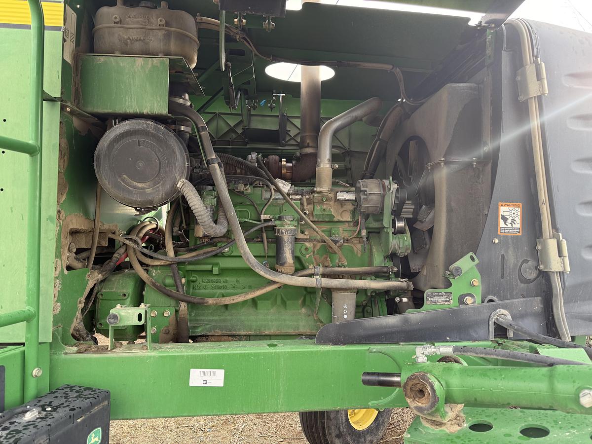 Used 2010 John Deere R450 Windrower