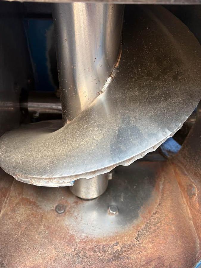 Used Kinze Grain Cart