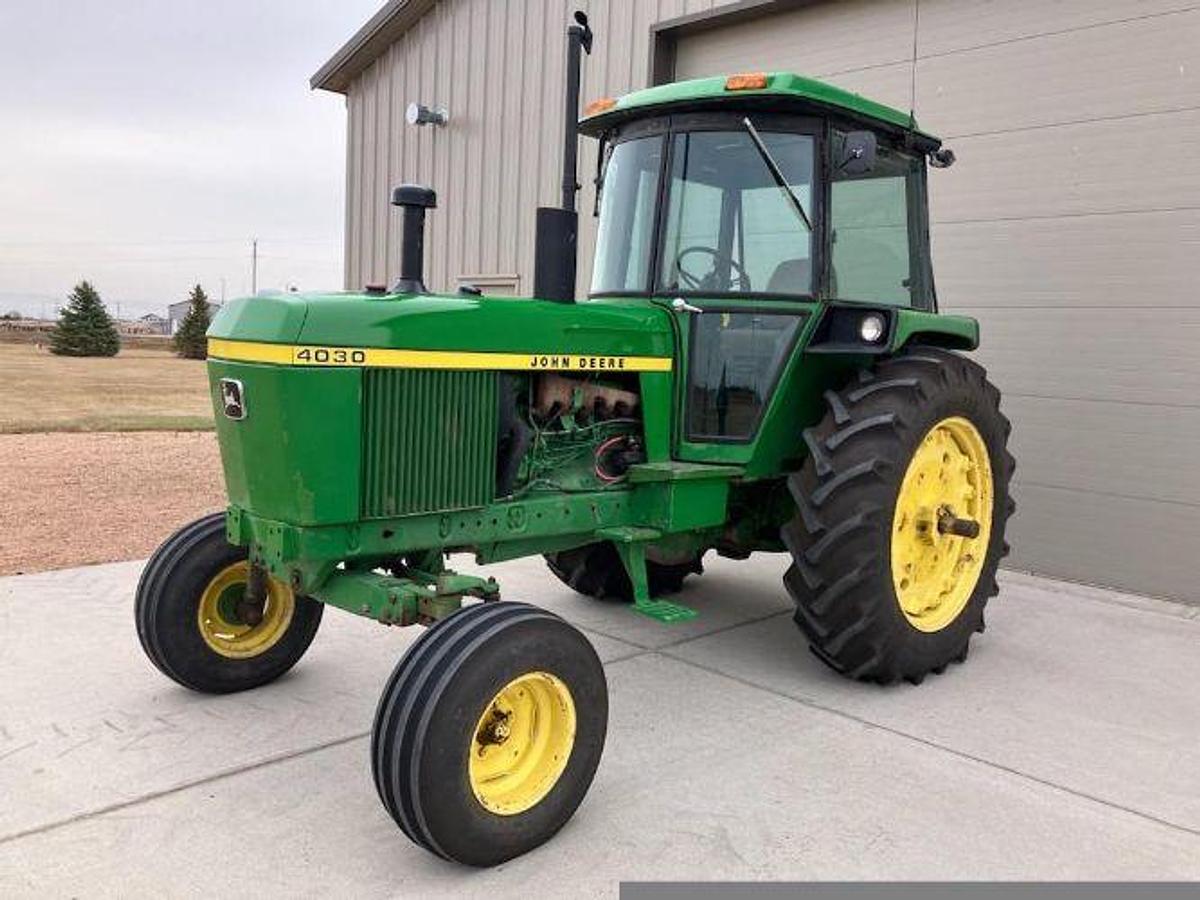 Used 1973 JOHN DEERE 4030 Tractor