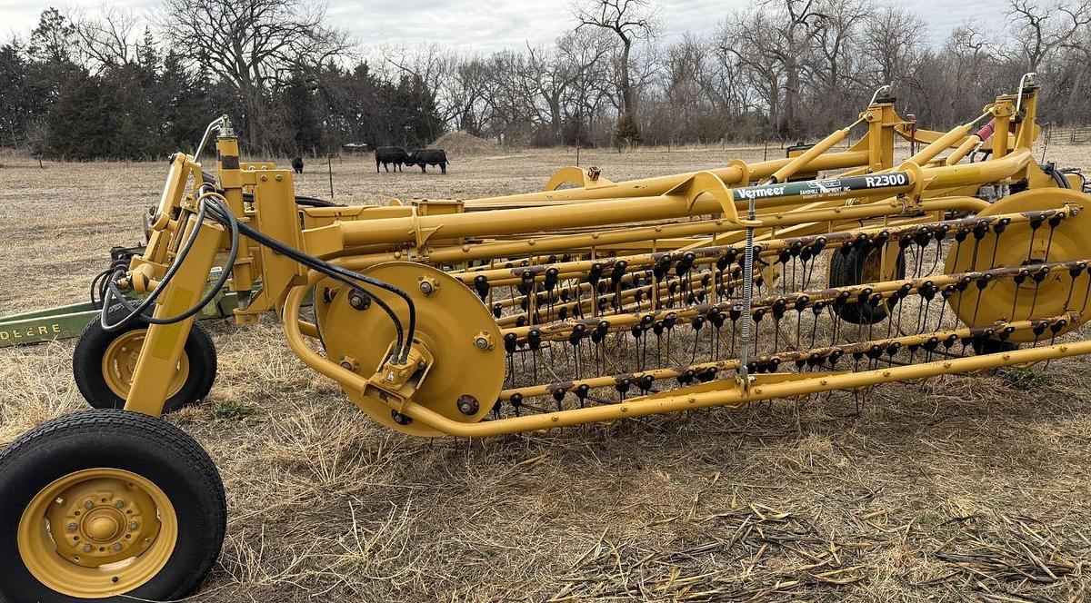 Used 2020 Vermeer R2300 Rake