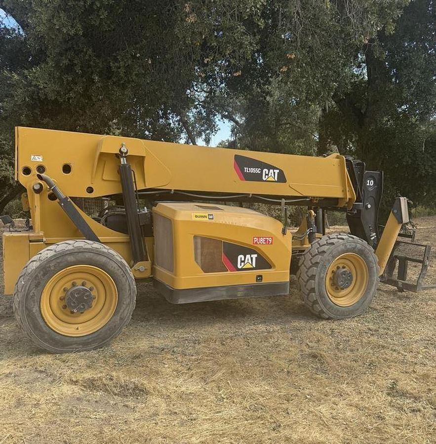 Used 2015 CATERPILLAR TL1055C Telehandler