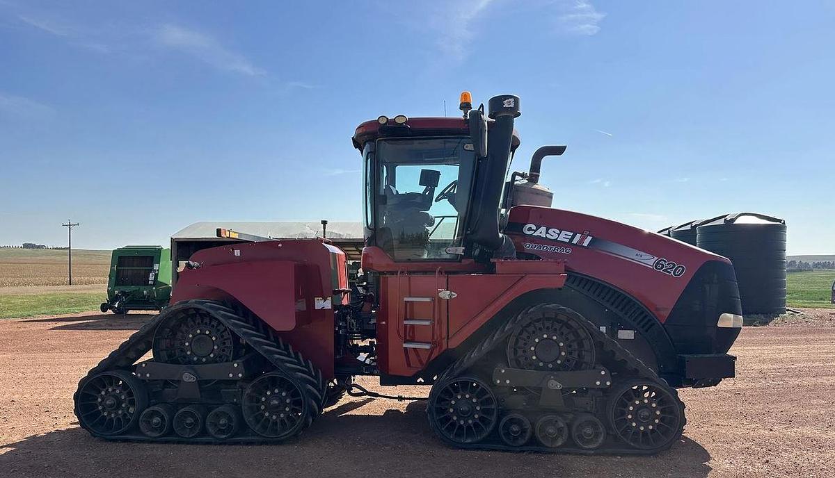 Used 2016 CASE IH STEIGER 620 QUADTRAC Tractor