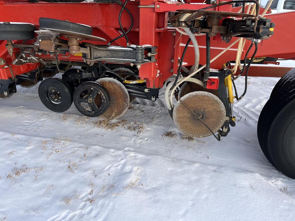 Used 2013 Bourgault 3710-60'