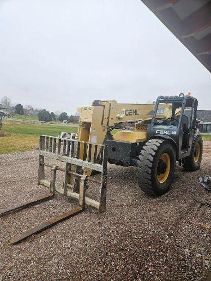 Used 2013 GEHL RS8 42 Telehandler