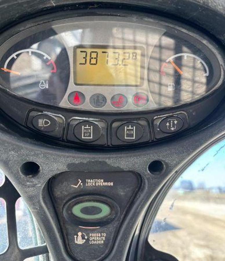 Used 2010 Bobcat T650