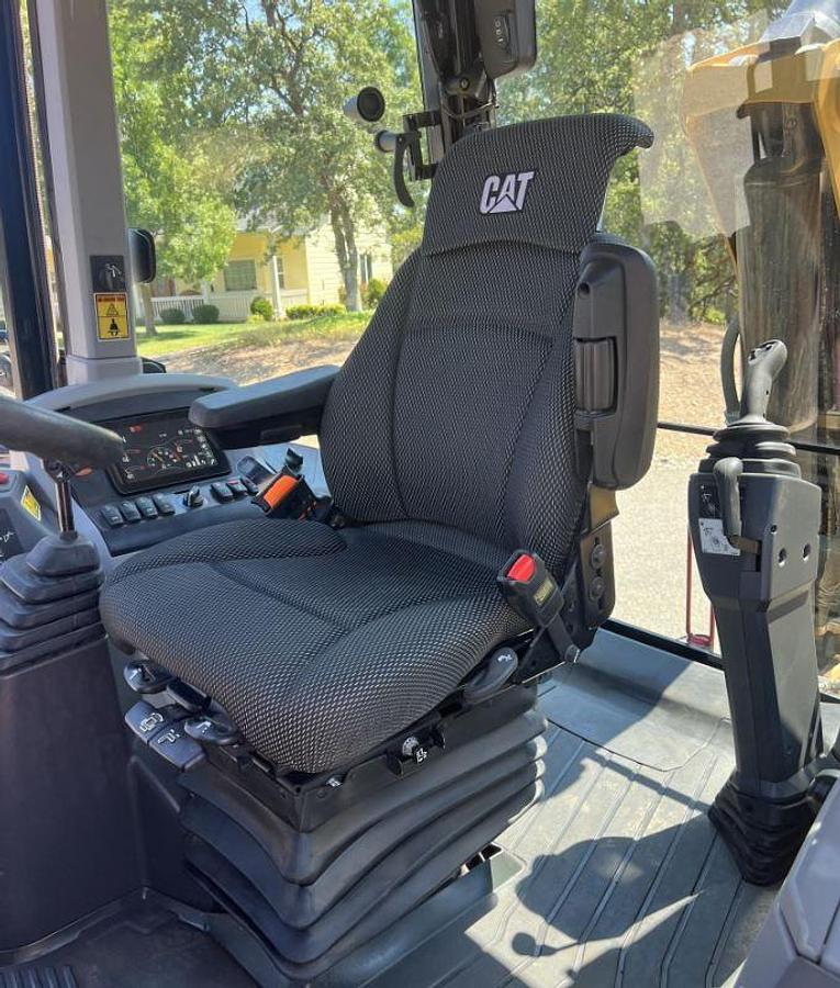 Used 2021 CATERPILLAR 420 Loader Backhoe