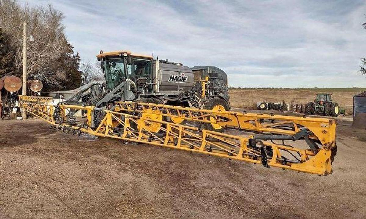 Used 2014 Hagie STS14