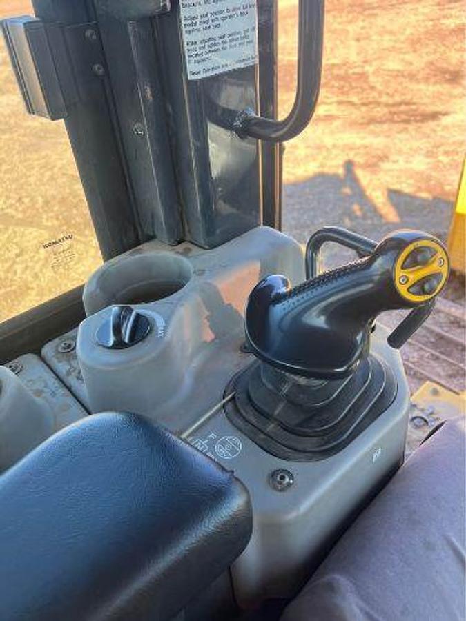 Used 2022 KOMATSU D61PXI24