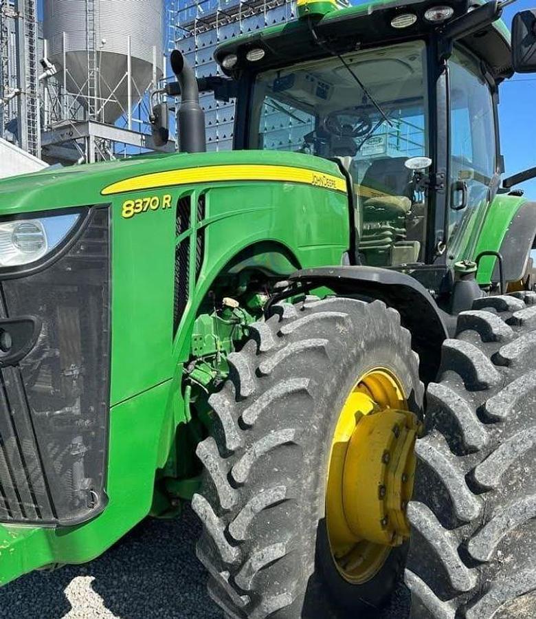Used 2016 John Deere 8370R Tractor