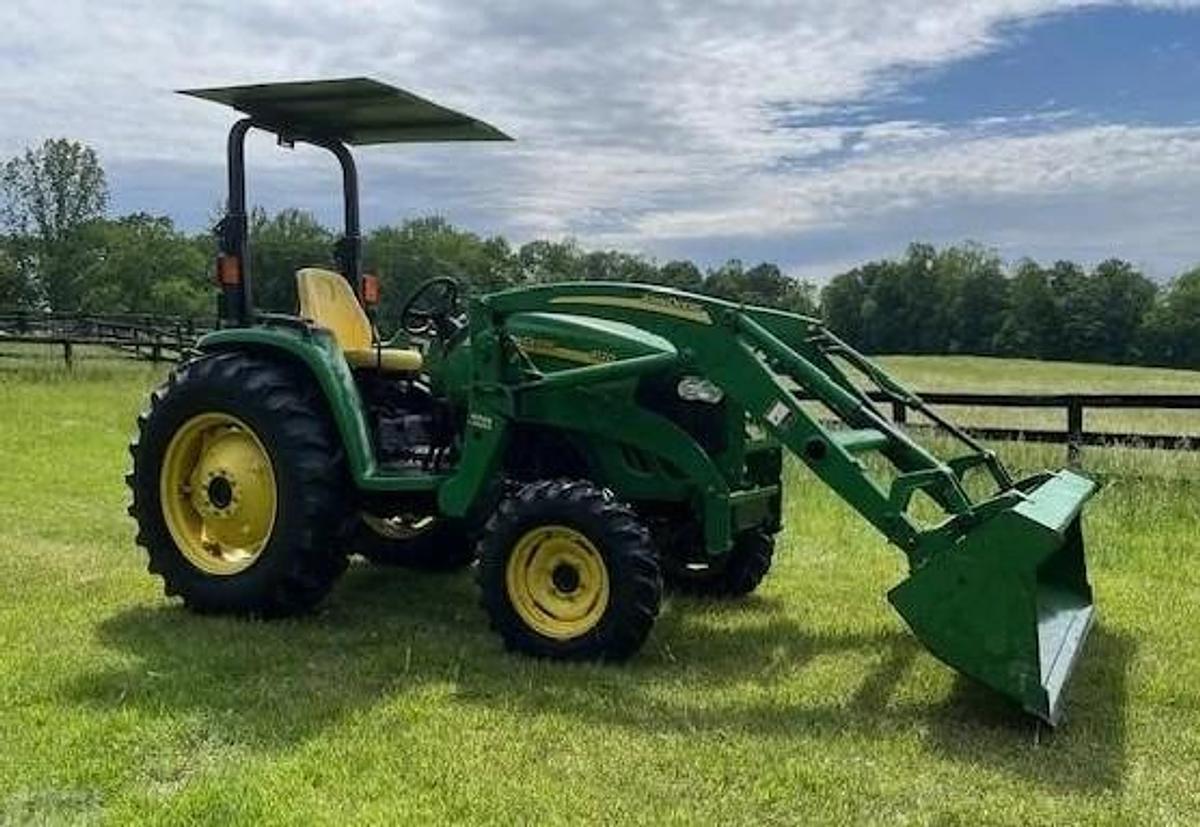 Used John Deere 4120