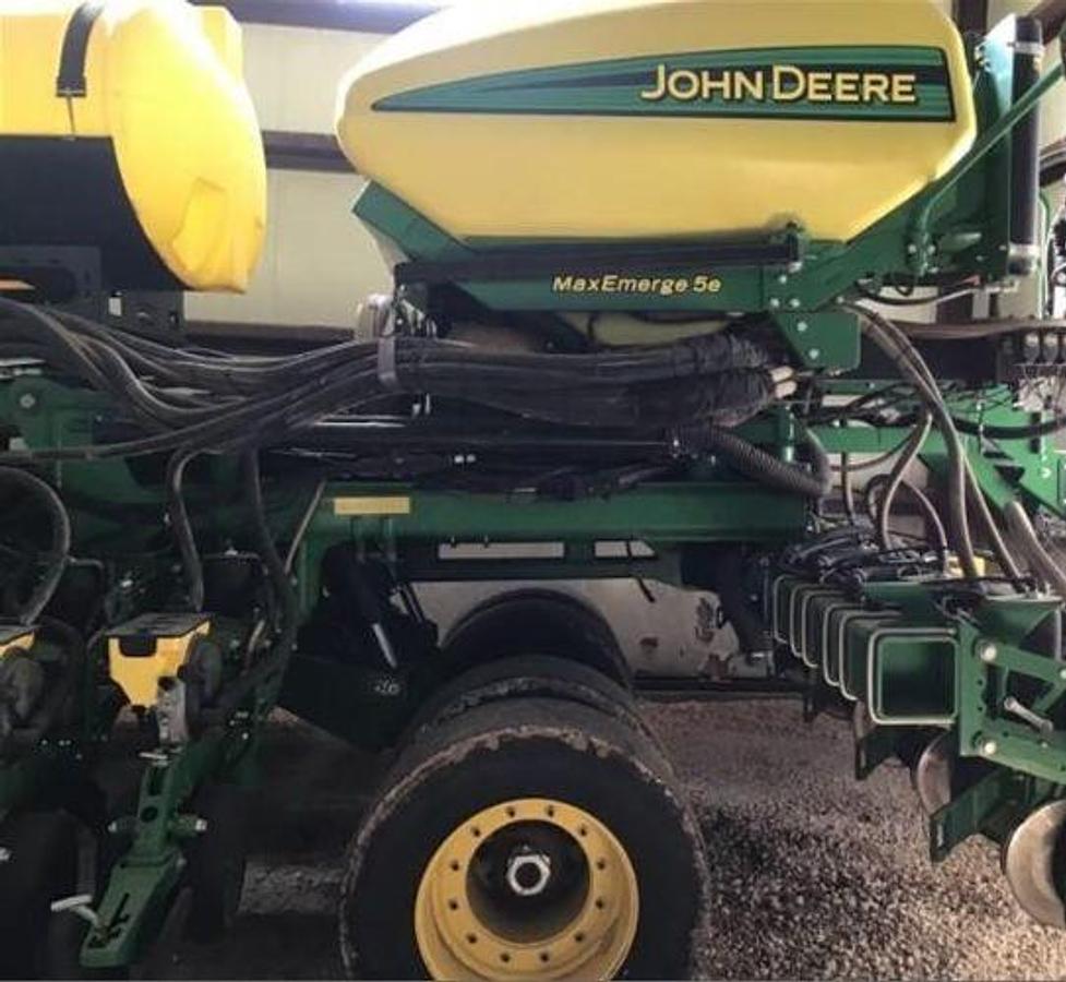 Used 2020 JOHN DEERE DB60