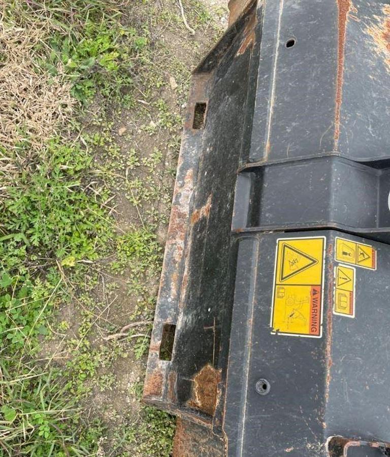 Used 2020 Caterpillar HM415C Mulcher