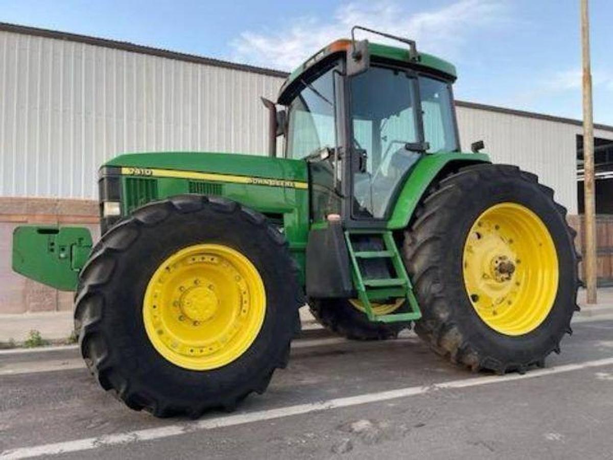 Used 2008 JOHN DEERE 7410