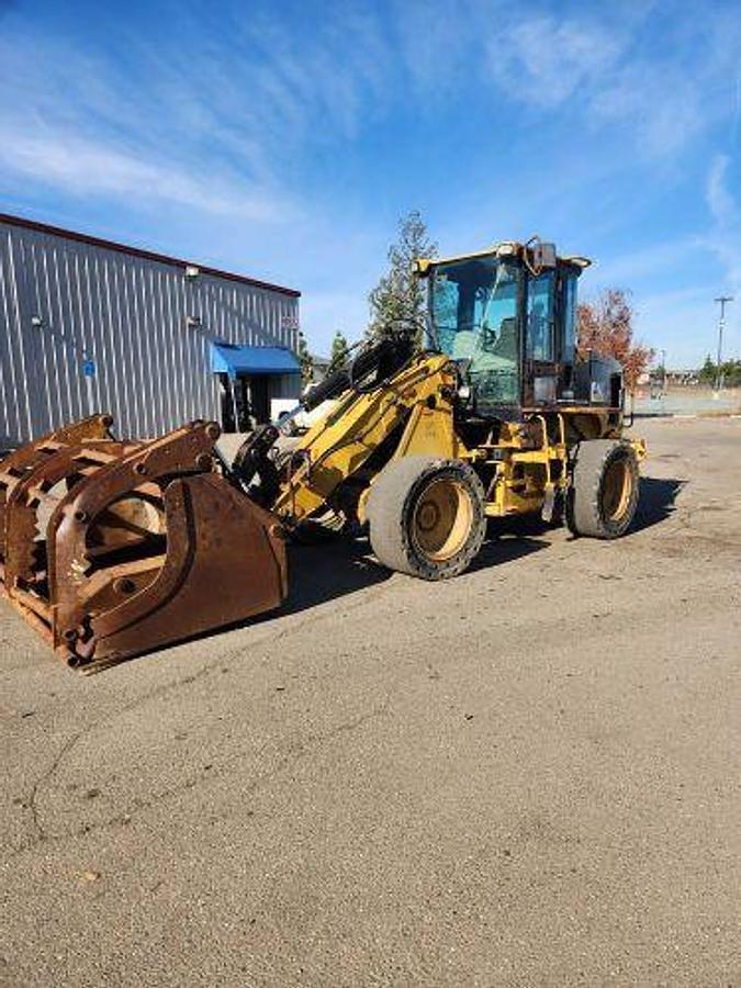 Used 2001 Caterpillar 924G