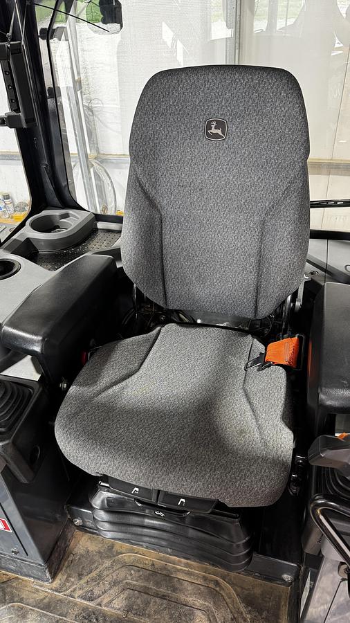 Used 2022 John Deere 700L XLT Crawler Dozer