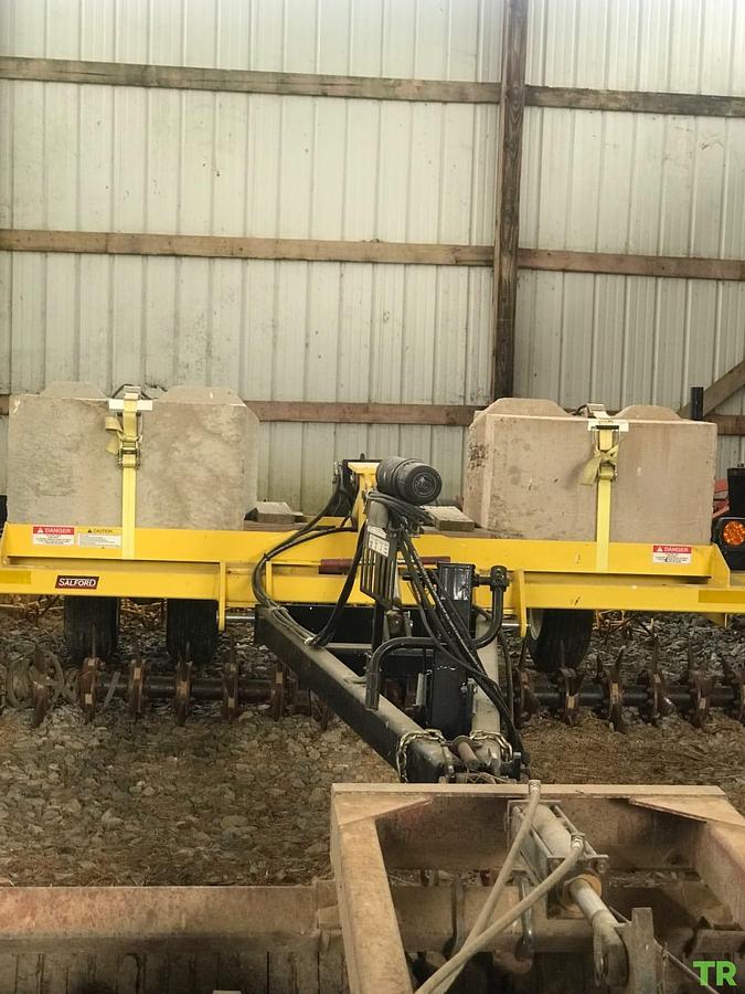 Used 2012 Kuhn Knight 8124 Manure Spreader