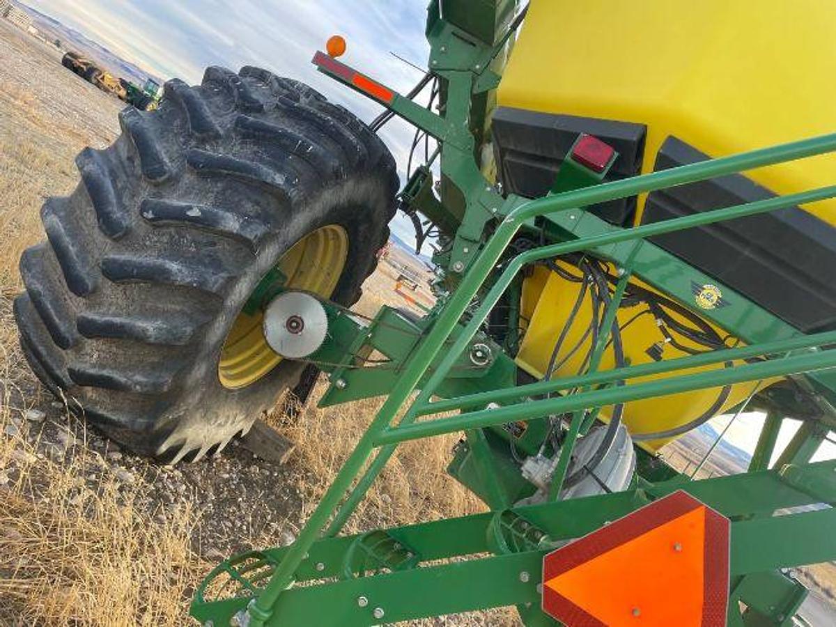 Used 2018 JOHN DEERE 1835 Air Seeder