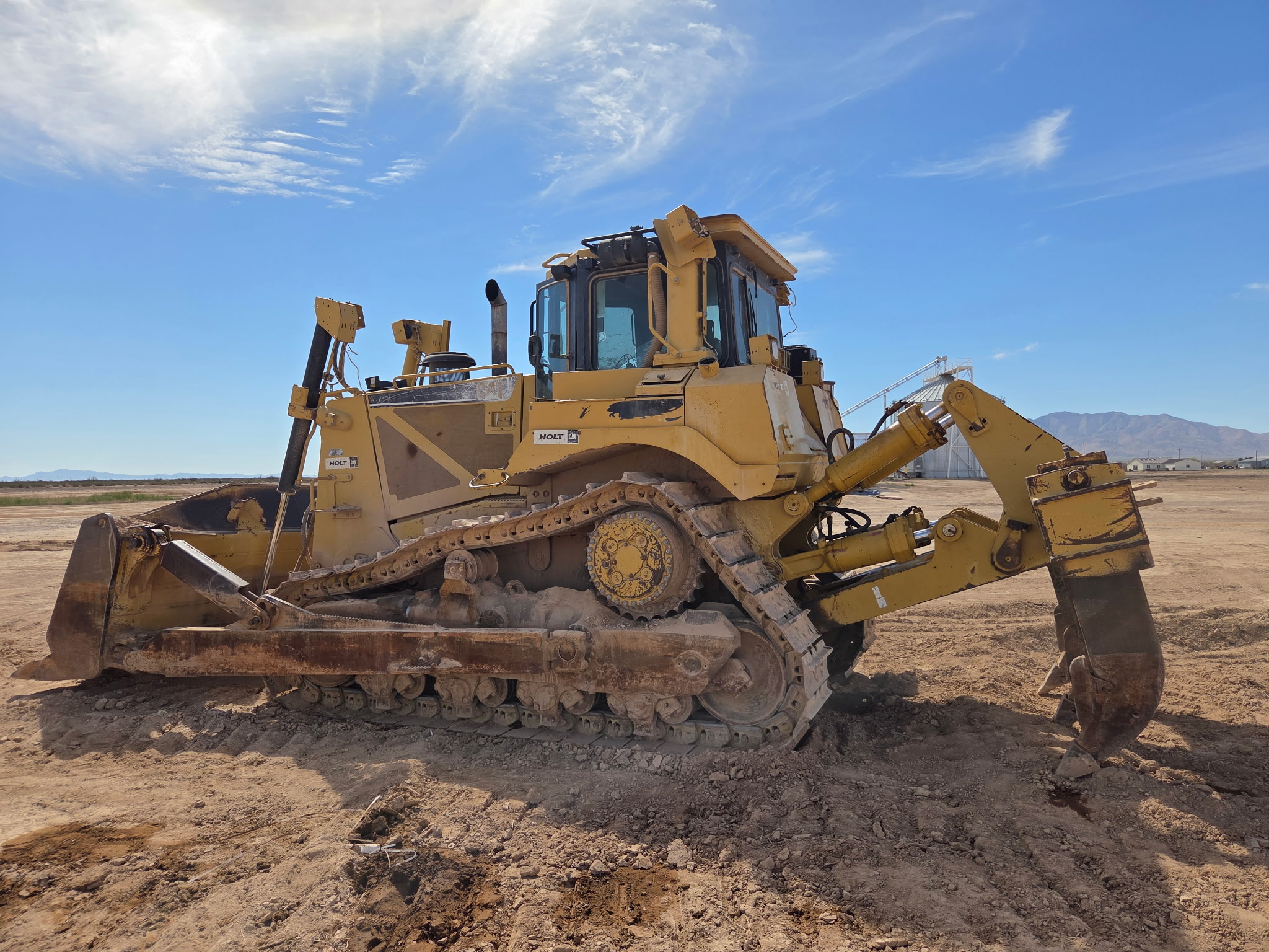 Used 2012 Caterpillar D8T Crawler Dozer