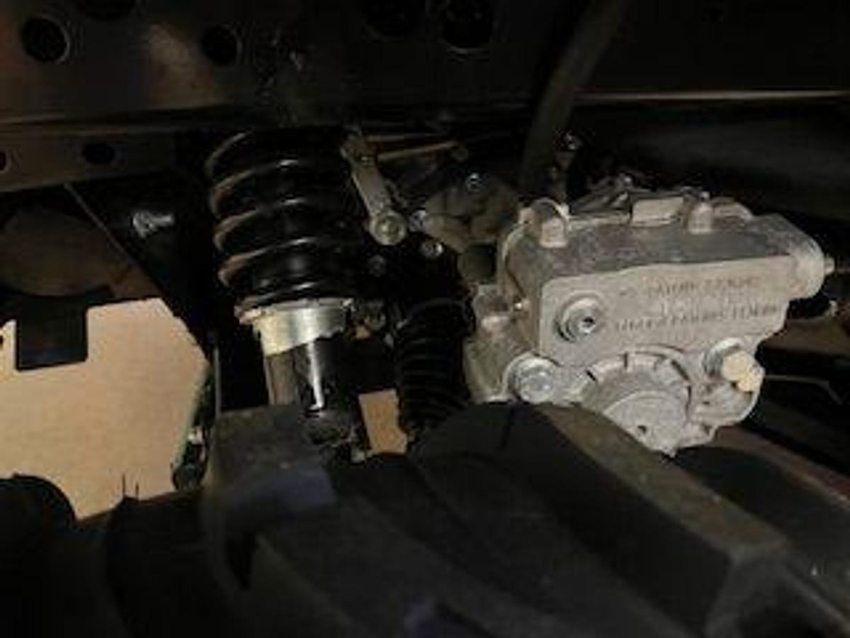 Used 2018 JOHN DEERE XUV835M