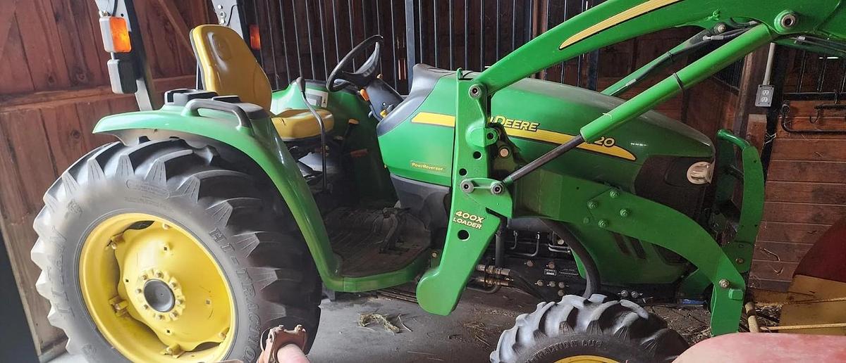 Used John Deere 4120